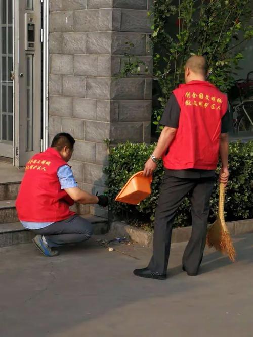 清晨志愿红，共创文明城——矿区法院深入分包社区开展创城志愿服务活动